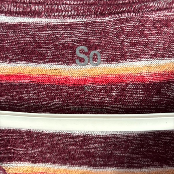 SO Juniors Striped Tied Bottom Short Sleeved Shirt Size XL - Picture 4 of 4